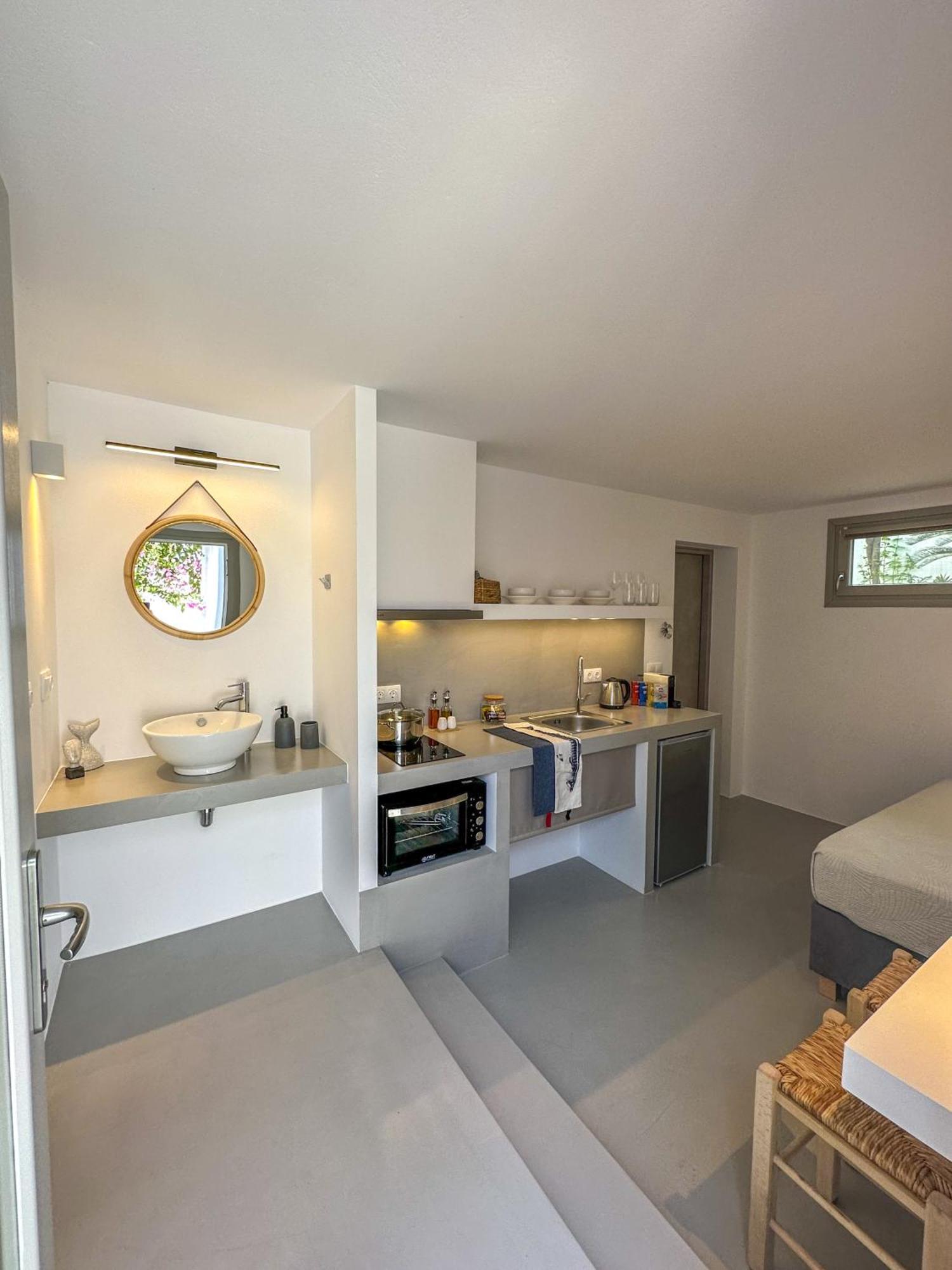 Kefalas Studio In Naousa Екстериор снимка